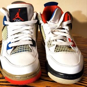 AIR JORDAN 4 RETRO SHOES